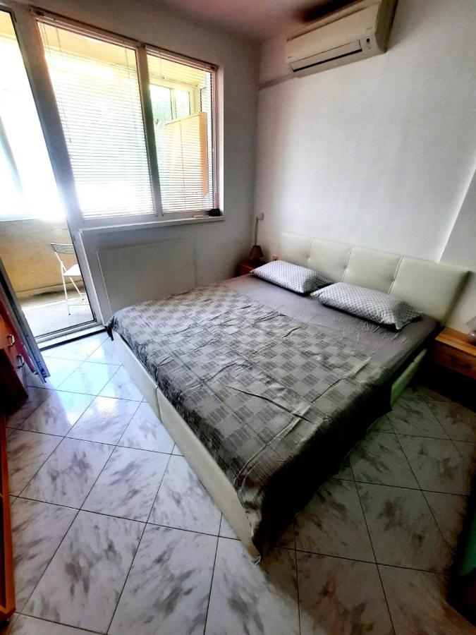 Apartment Міа Варна Экстерьер фото